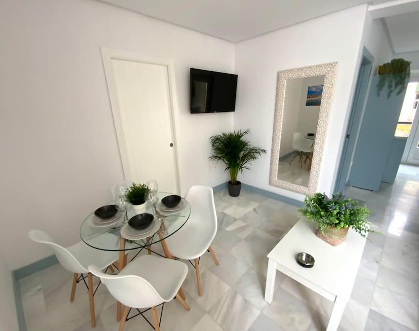 My Home In Triana, Luminoso Y Acogedor Apartamento Sevilla Eksteriør bilde